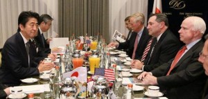 安倍首相とネタニエフ首相、マケイン共和党議員との会談